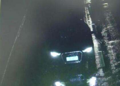 奇葩！西安男子1副假車牌套7輛車，竟是為了省停車費(fèi)！